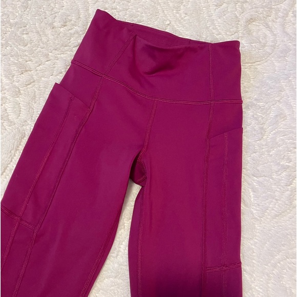 Athleta ultimate stash 2 7/8 tight leggings size xxs berry - Picture 4 of 7